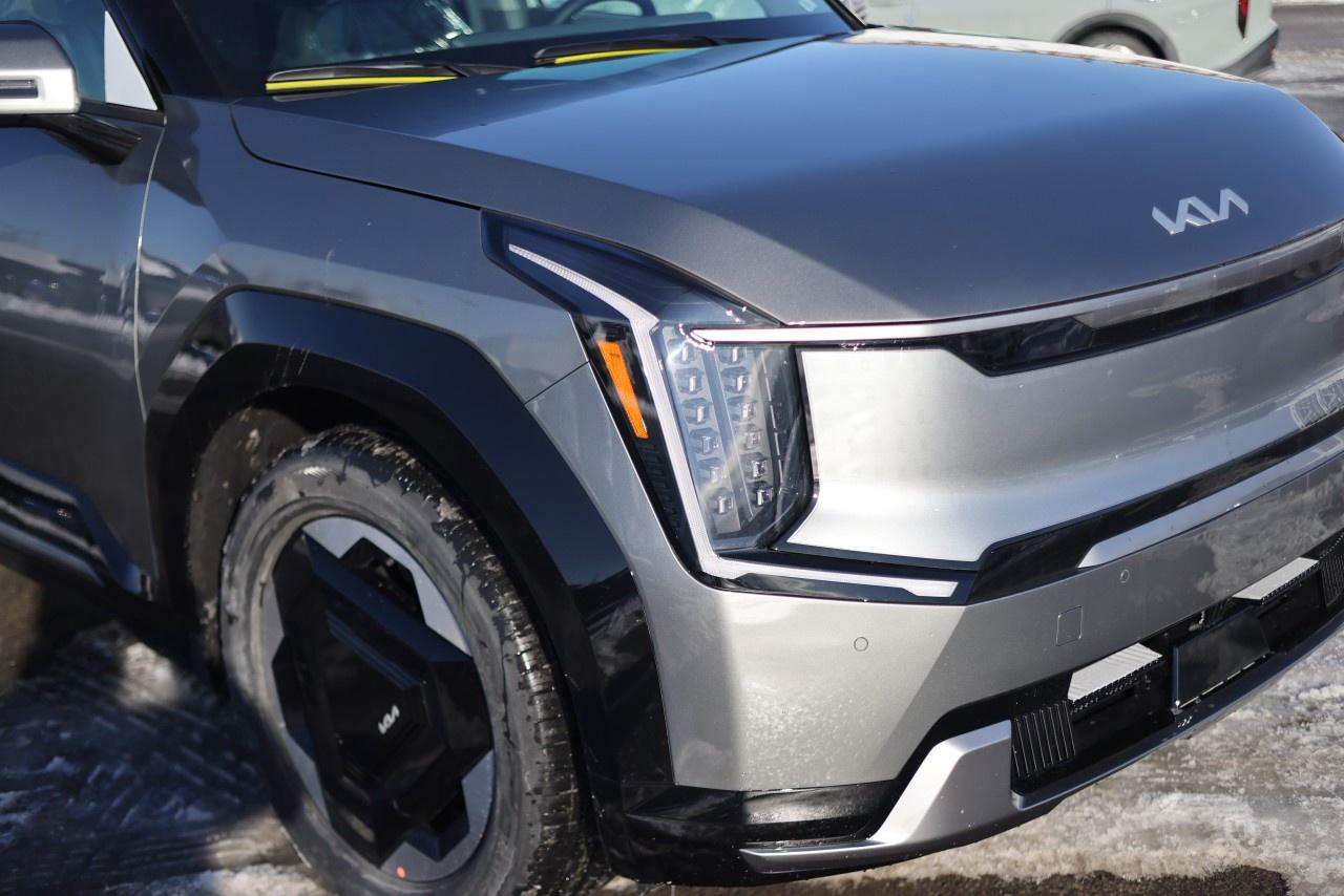 2026 Kia EV9 Land w/Plus Package AWD Photo