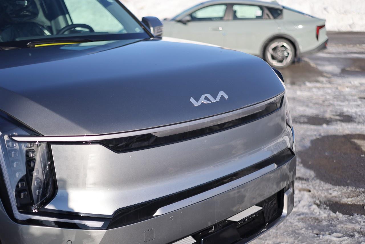 2026 Kia EV9 Land w/Plus Package AWD Photo