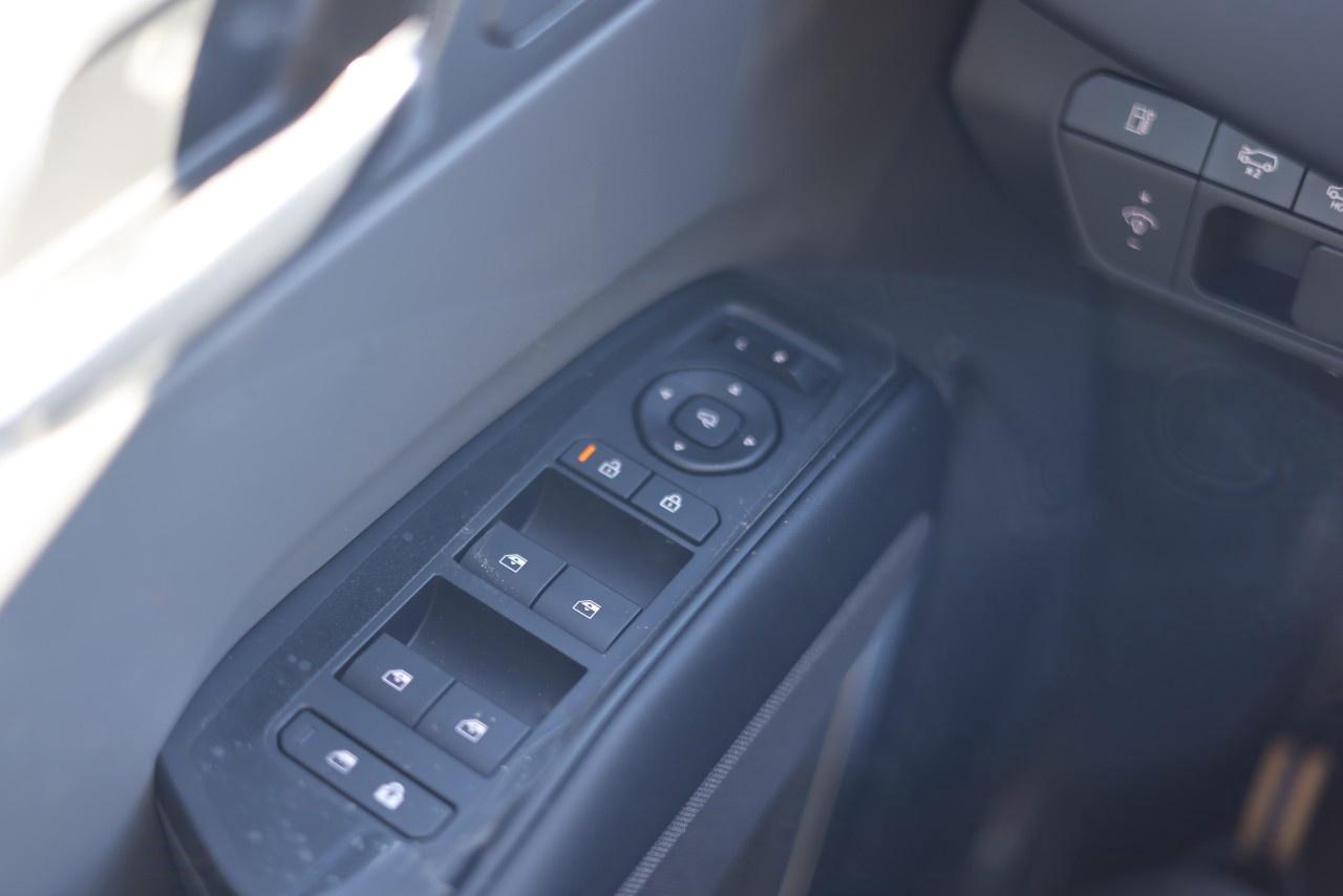 2026 Kia EV9 Land w/Plus Package AWD Photo