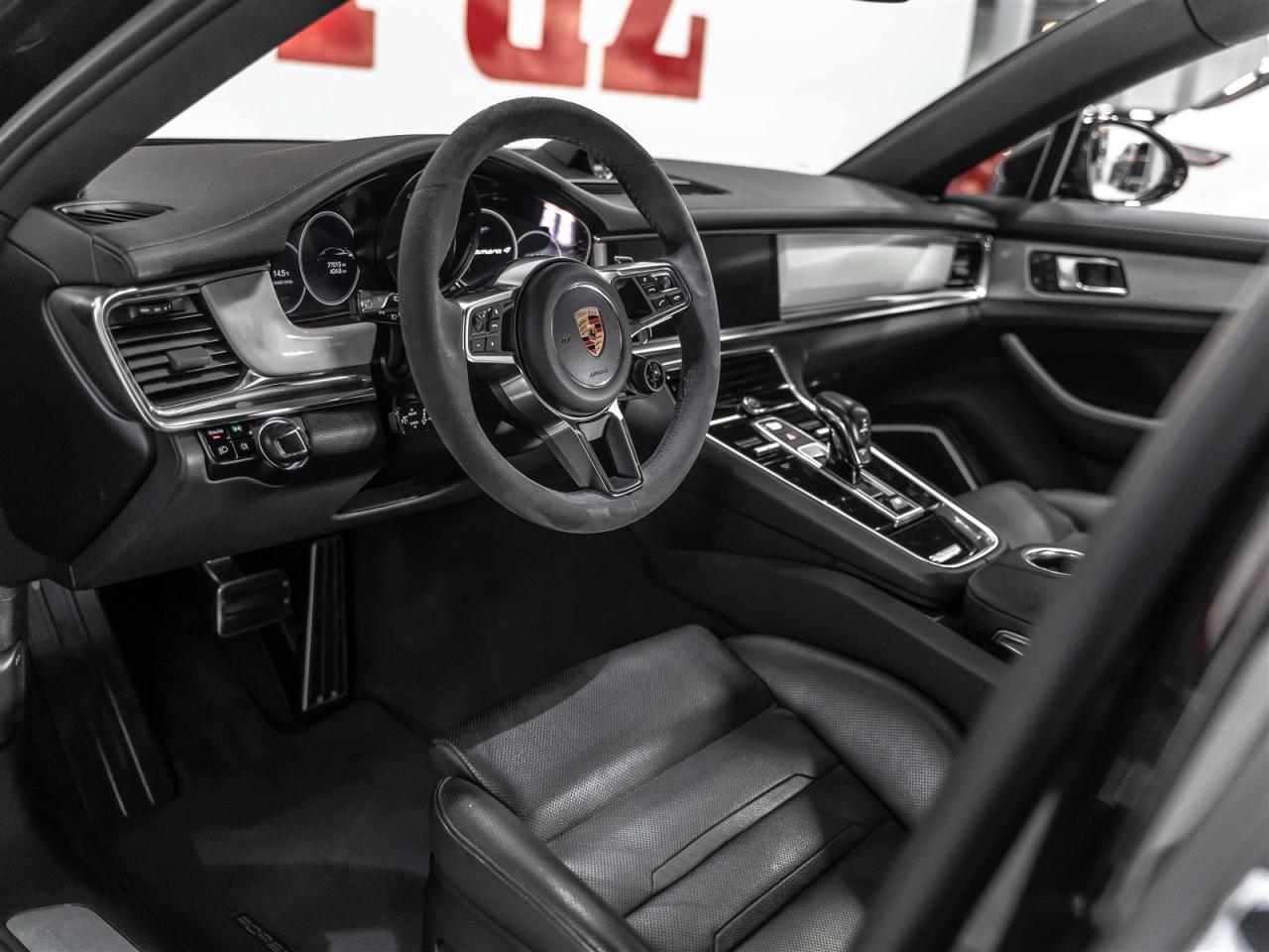 2019 Porsche Panamera 4 E-Hybrid|SPORT TURISMO|PREMIUM PKG|SPORT CHRONO|BOSE Photo