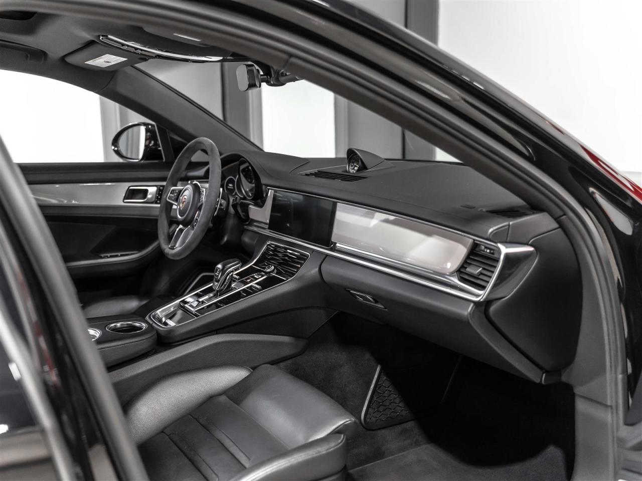 2019 Porsche Panamera 4 E-Hybrid|SPORT TURISMO|PREMIUM PKG|SPORT CHRONO|BOSE Photo