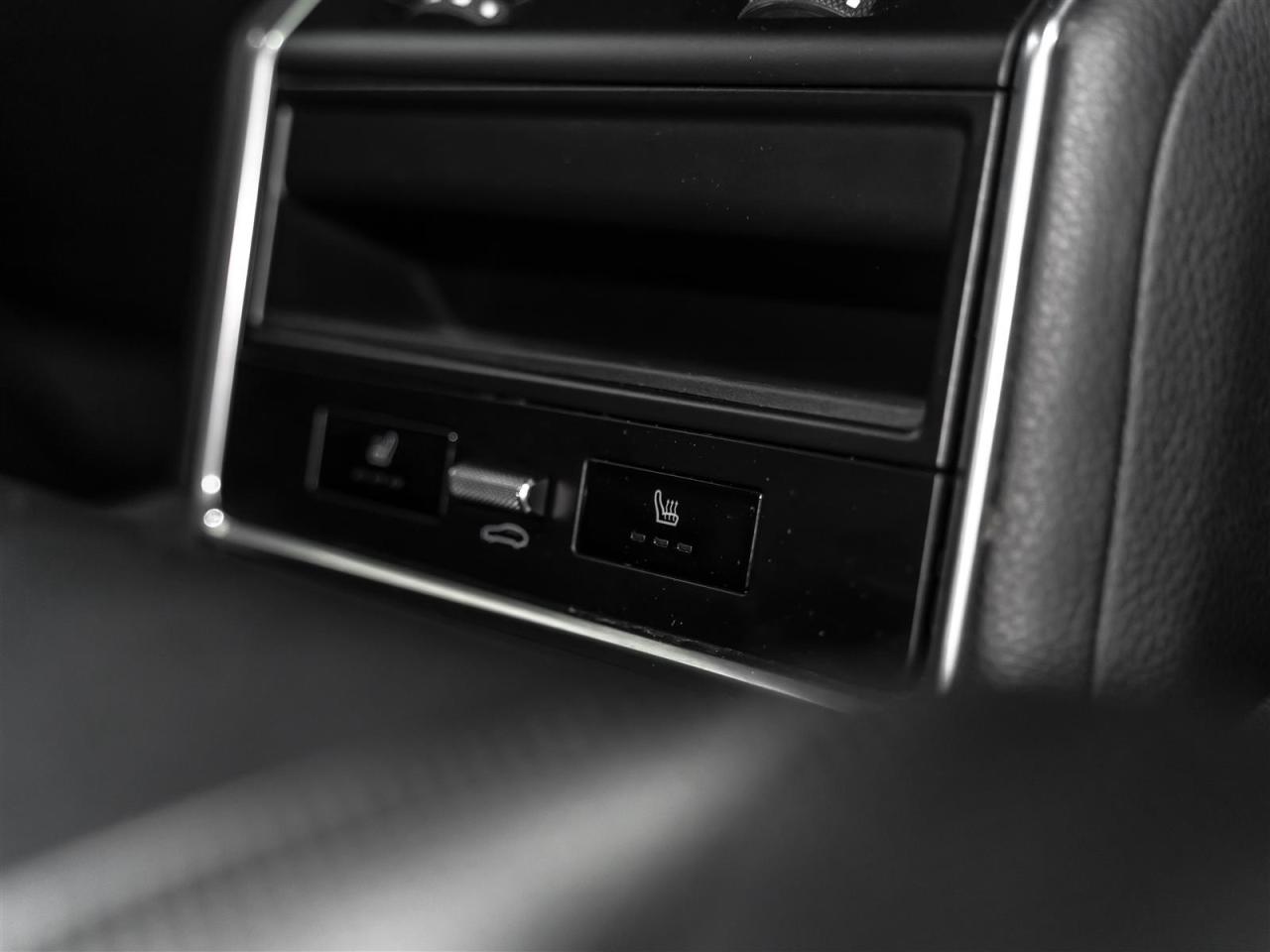 2019 Porsche Panamera 4 E-Hybrid|SPORT TURISMO|PREMIUM PKG|SPORT CHRONO|BOSE Photo