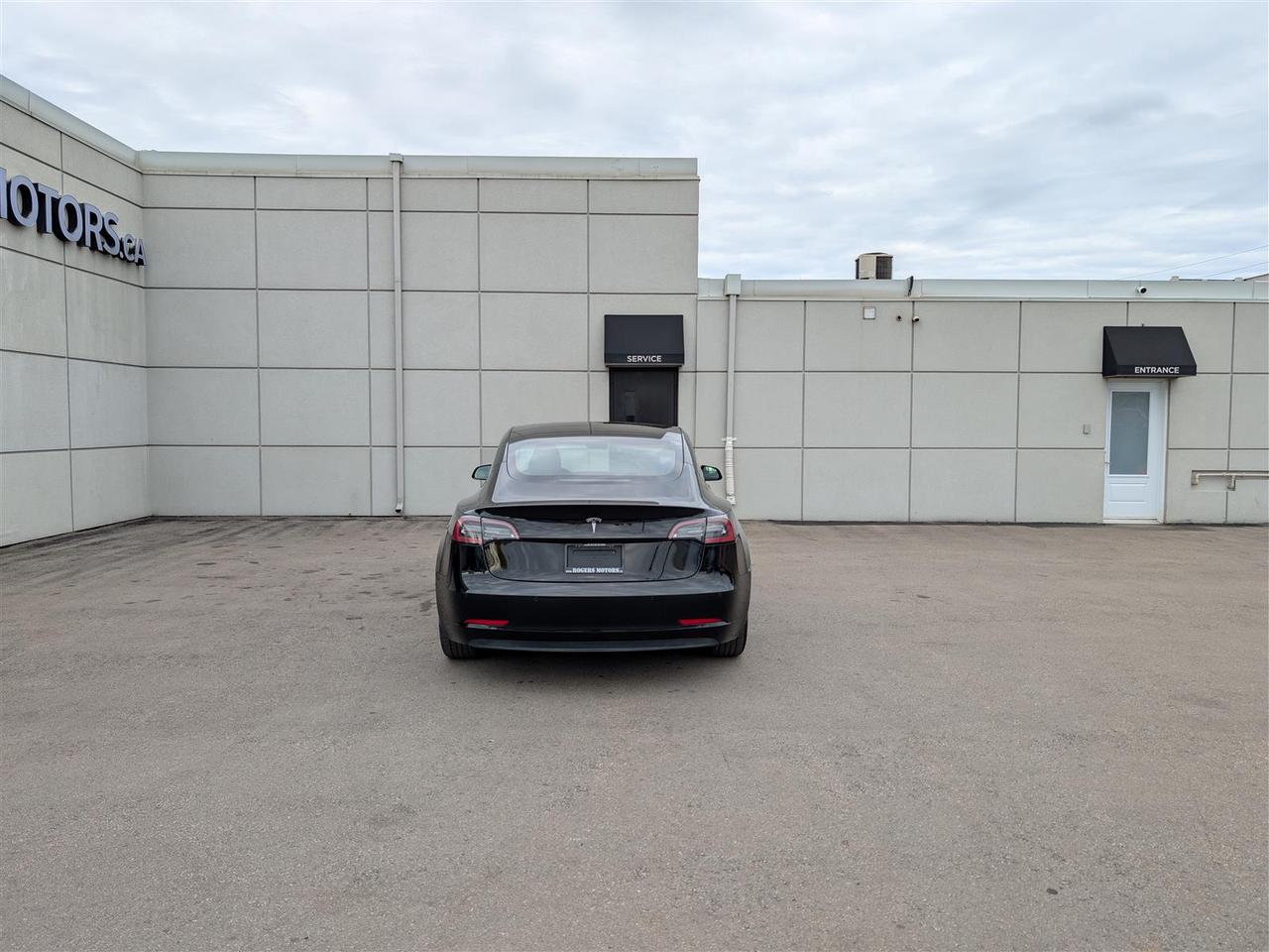 2021 Tesla Model 3 STANDARD RANGE PLUS Photo