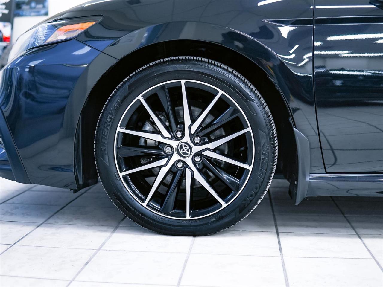 2023 Toyota Camry Hybrid | SE UPGRADE | SUNROOF | NO ACCIDENTS Photo