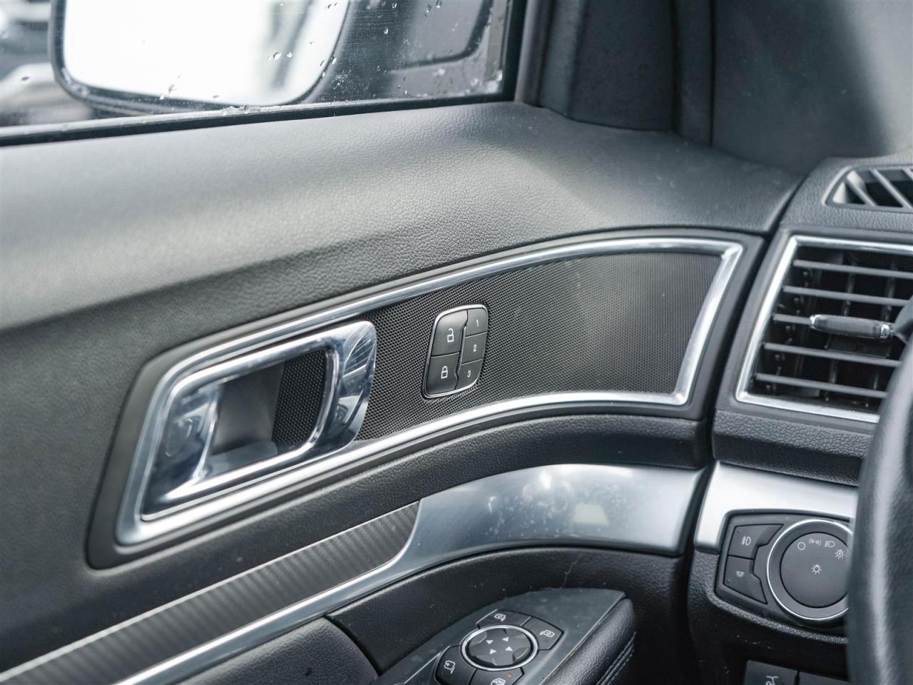 2018 Ford Explorer SPORT 4WD | NO ACCIDENTS | ONE OWNER | FORD SERVICED Photo