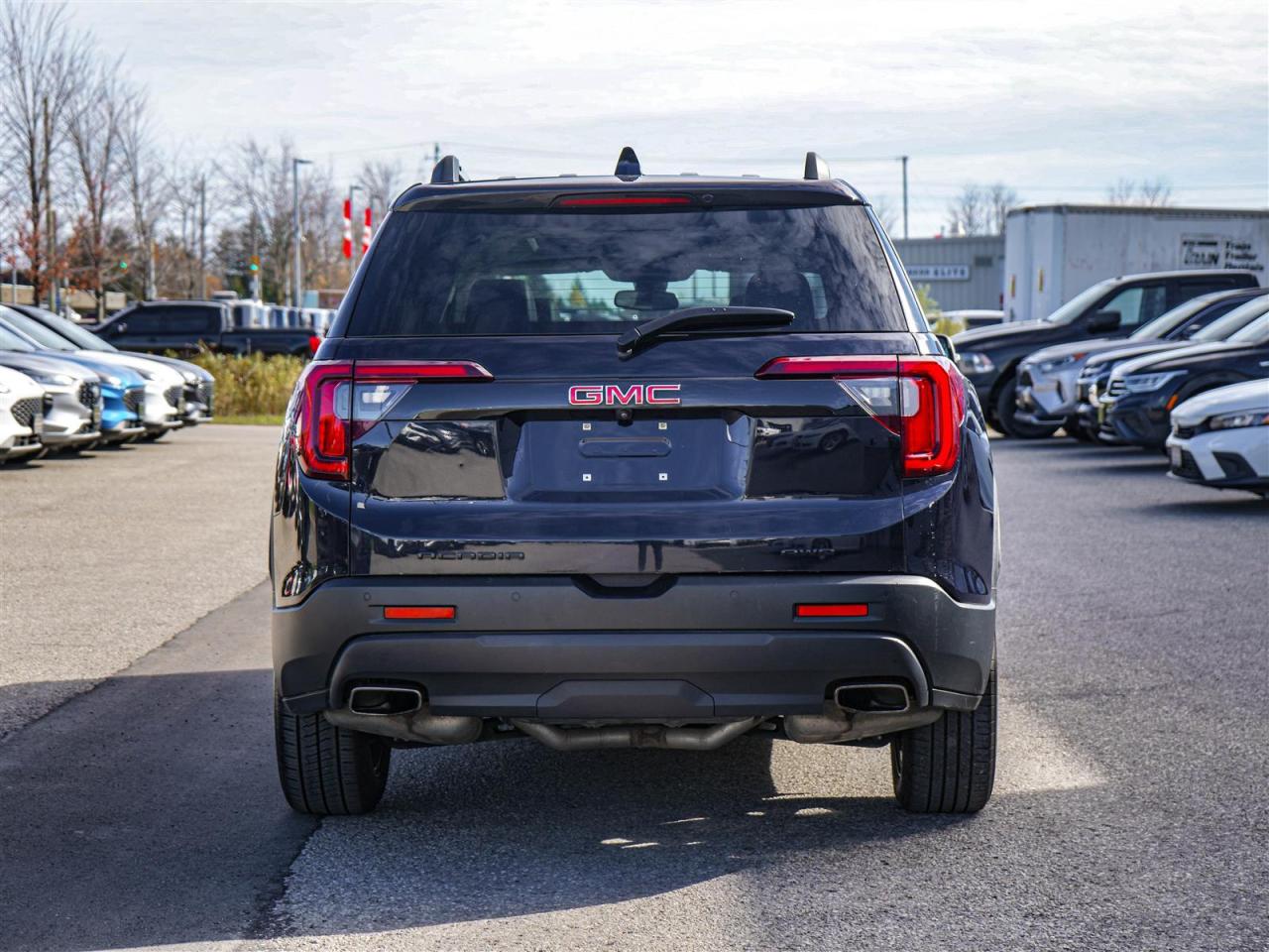 2022 GMC Acadia SLT AWD | 7 PASS | LEATHER | SUNROOF Photo
