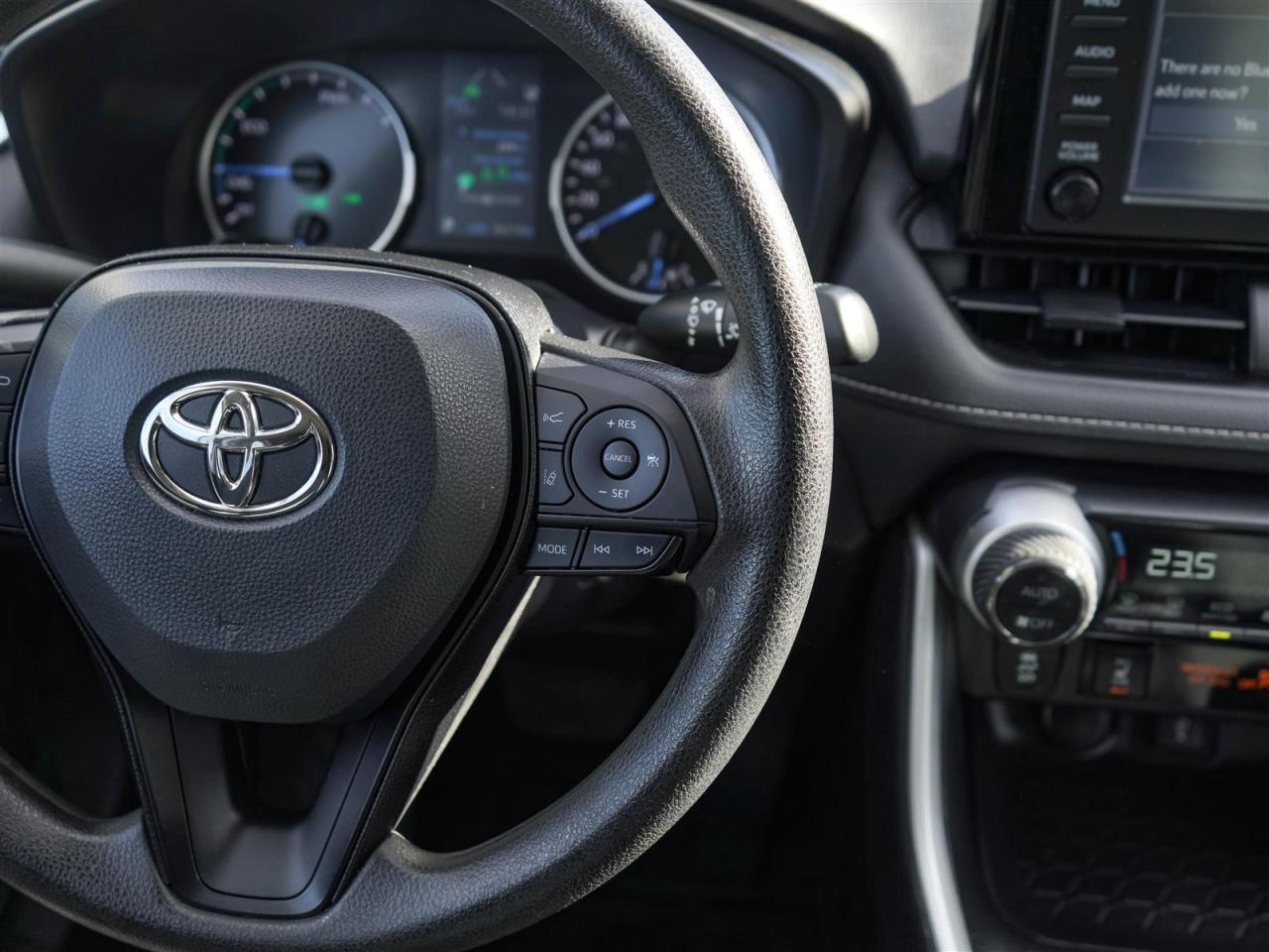 2022 Toyota RAV4 HYBRID LE AWD | 7 SERVICE RECORDS | NO ACCIDENTS Photo