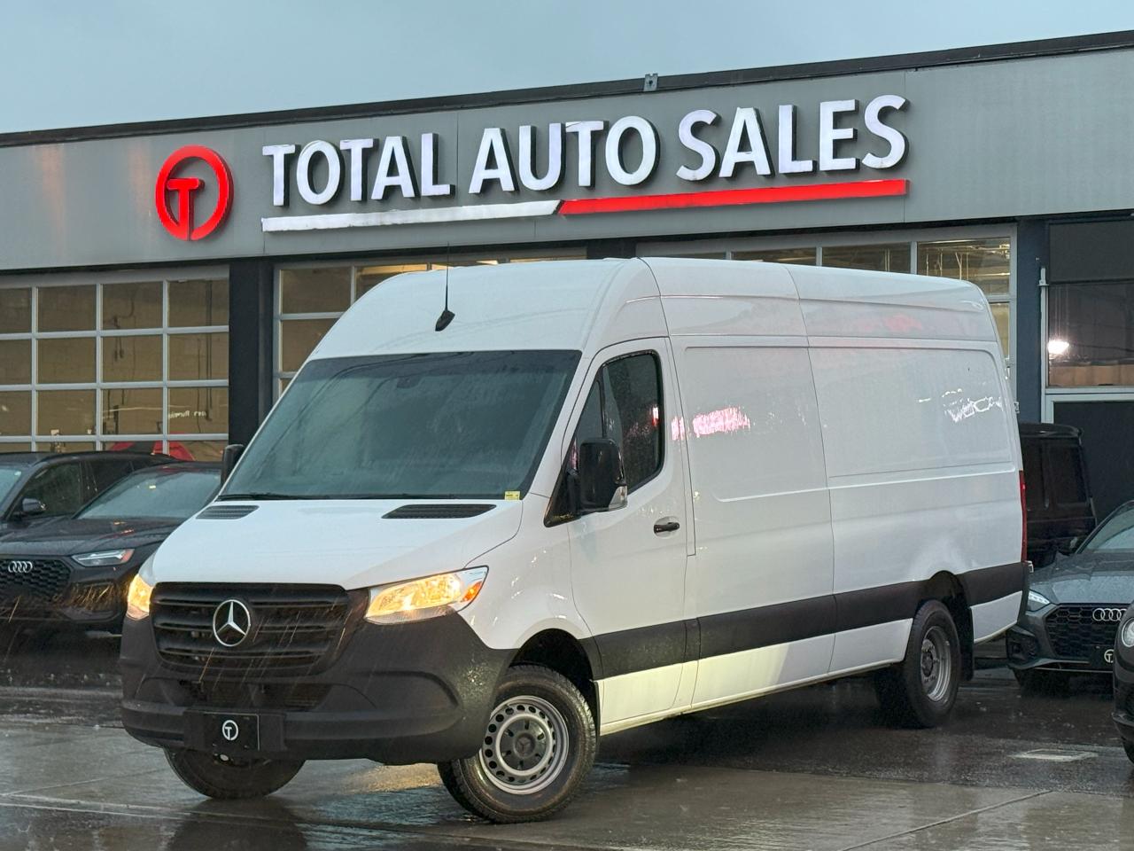 Used 2019 Mercedes-Benz Sprinter 3500 XD 170-in. WB for sale in North York, ON