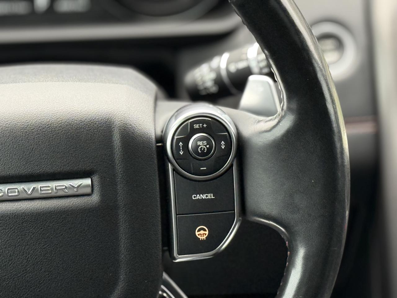 2017 Land Rover Discovery HSE LUXURY TD6 | MERIDIAN | PANO | 360 CAMERA | Photo