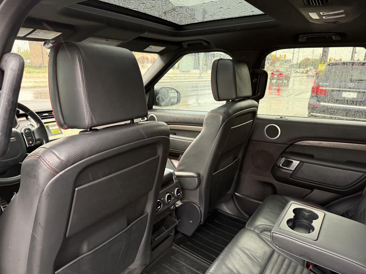 2017 Land Rover Discovery HSE LUXURY TD6 | MERIDIAN | PANO | 360 CAMERA | Photo