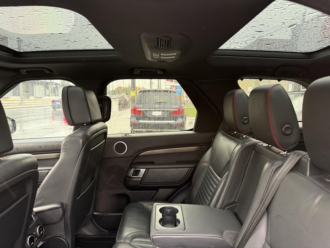 2017 Land Rover Discovery HSE LUXURY TD6 | MERIDIAN | PANO | 360 CAMERA | Photo