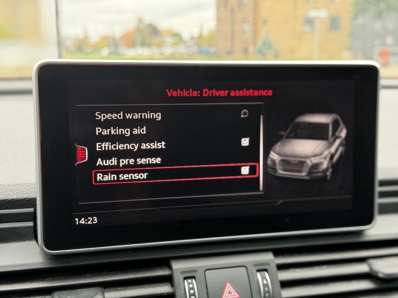 2018 Audi Q5 PROGRESSIV S-LINE | PANO | HEATED & COOLED SEATS Photo