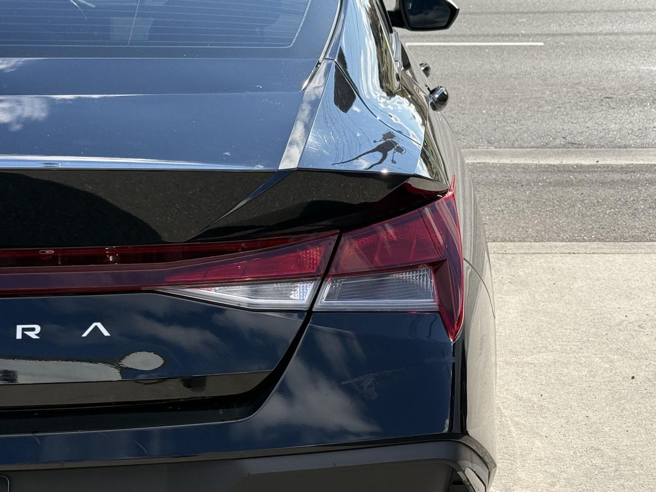 2024 Hyundai Elantra SEL | SUNROOF | CARPLAY | NAVI | BACK UP CAMERA Photo