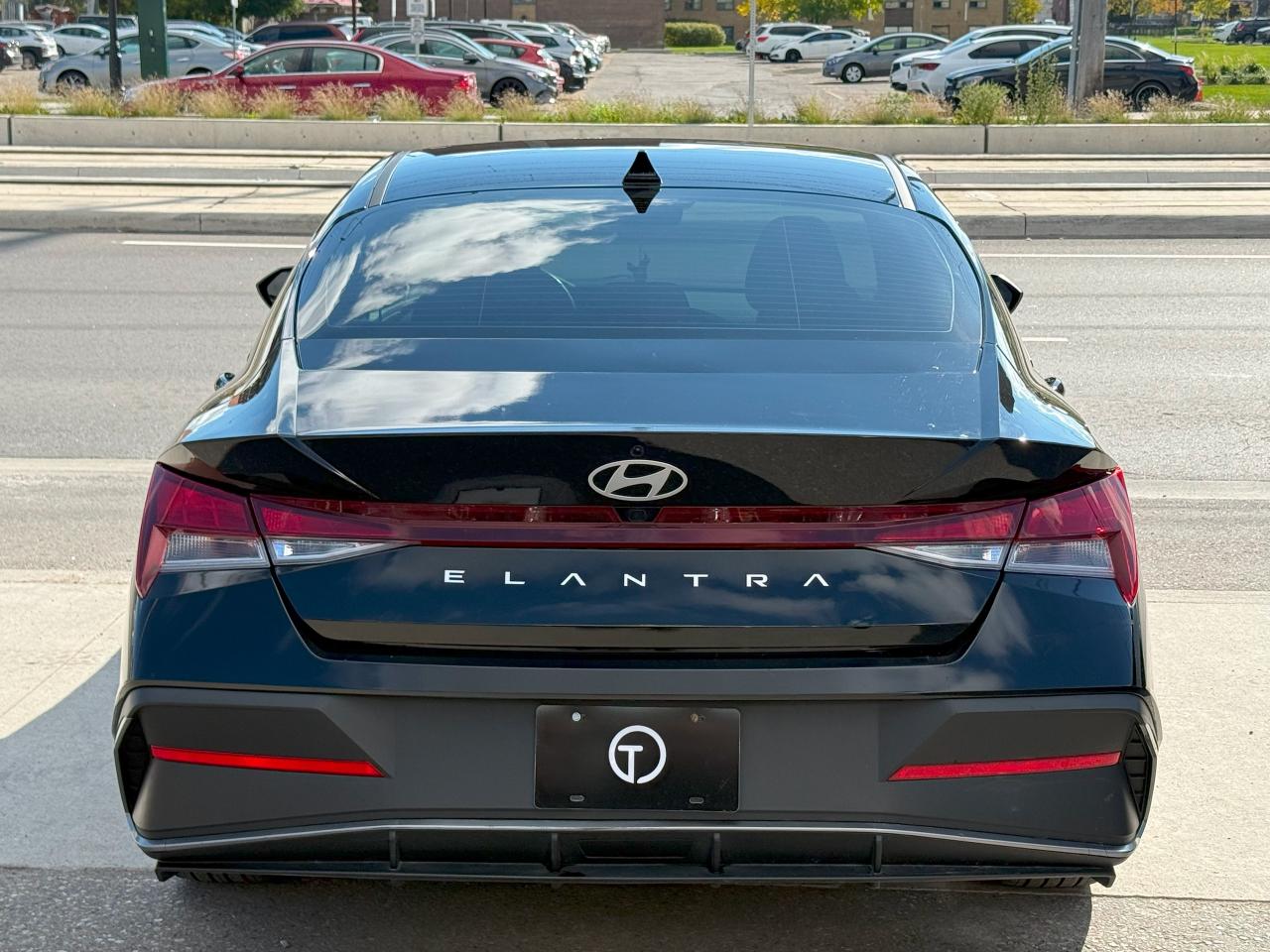 2024 Hyundai Elantra SEL | SUNROOF | CARPLAY | NAVI | BACK UP CAMERA Photo