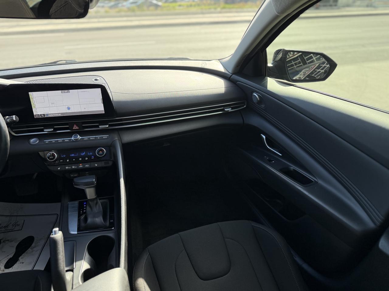 2024 Hyundai Elantra SEL | SUNROOF | CARPLAY | NAVI | BACK UP CAMERA Photo