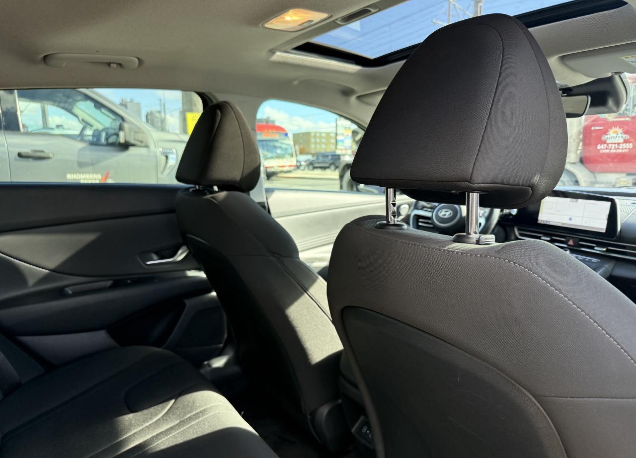 2024 Hyundai Elantra SEL | SUNROOF | CARPLAY | NAVI | BACK UP CAMERA Photo