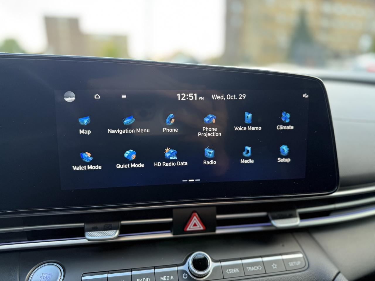 2024 Hyundai Elantra SEL | SUNROOF | CARPLAY | NAVI | BACK UP CAMERA Photo