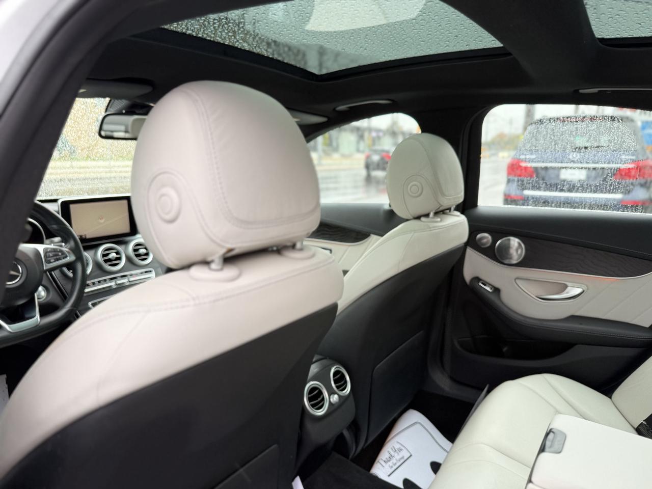 2015 Mercedes-Benz C-Class 400 //AMG SPORT | LOW KM | PANO | BURMESTER Photo