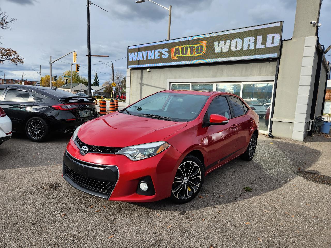 2016 Toyota Corolla S Photo0