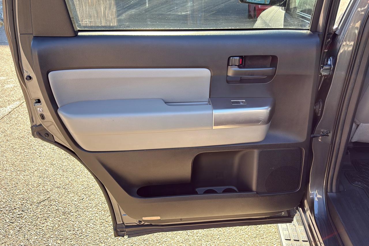 2020 Toyota Sequoia SR5 Photo