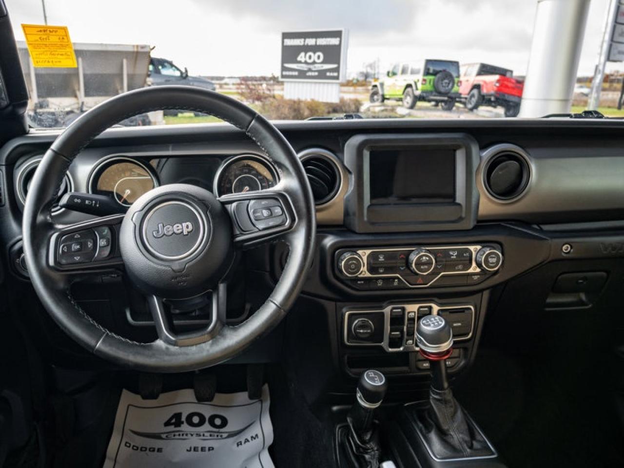 2021 Jeep Wrangler Unlimited Willys Photo2