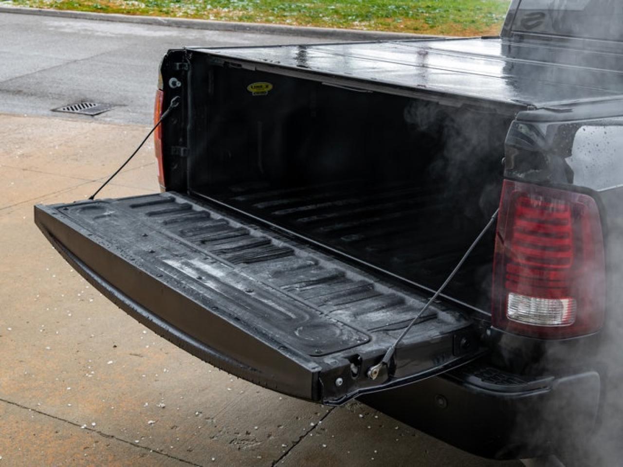 2021 RAM 1500 Classic WARLOCK Photo