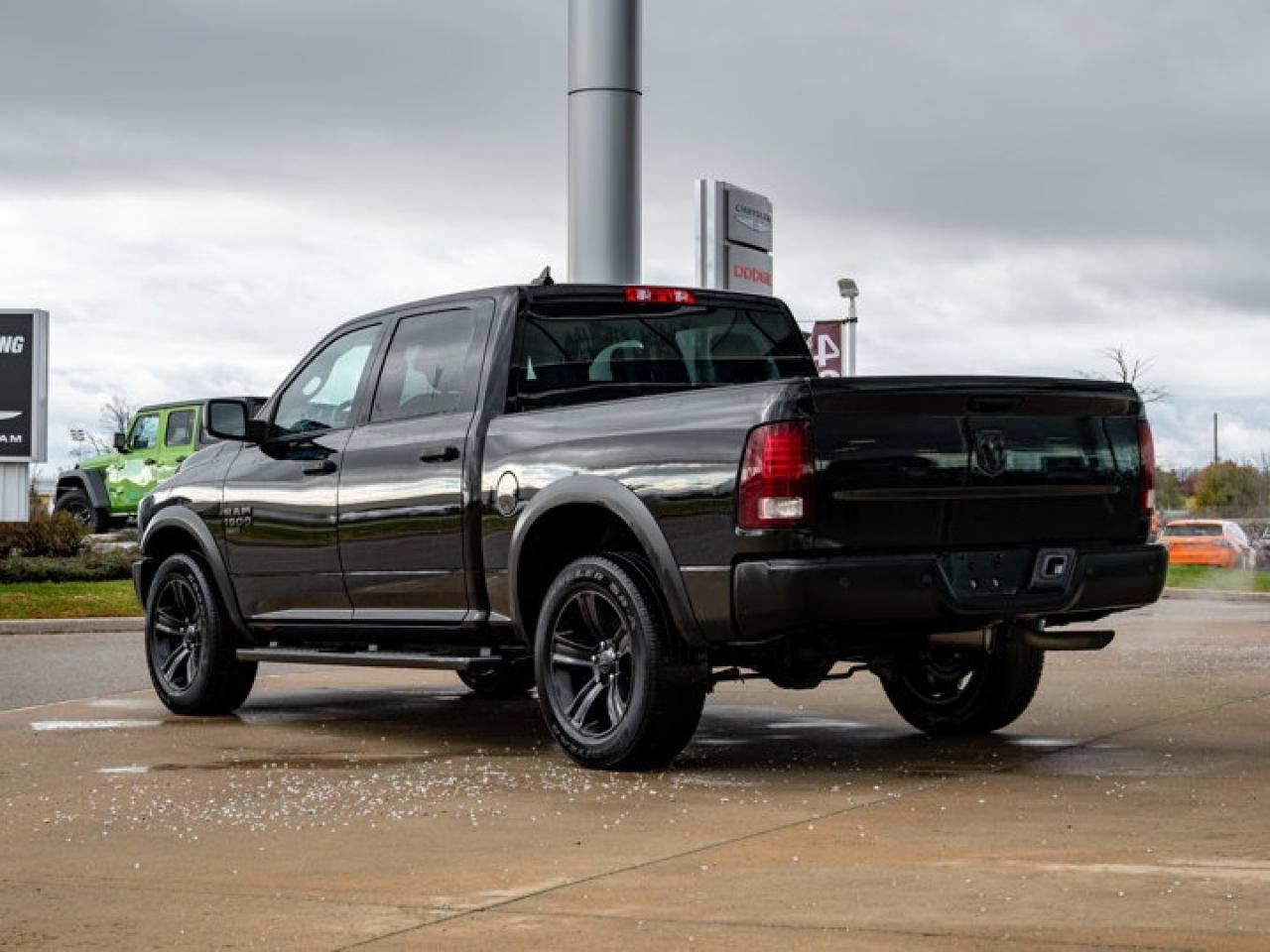2021 RAM 1500 Classic WARLOCK Photo