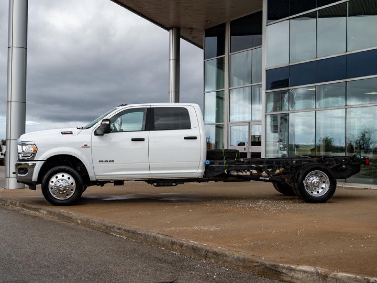 2024 RAM 5500 Chassis SLT Photo