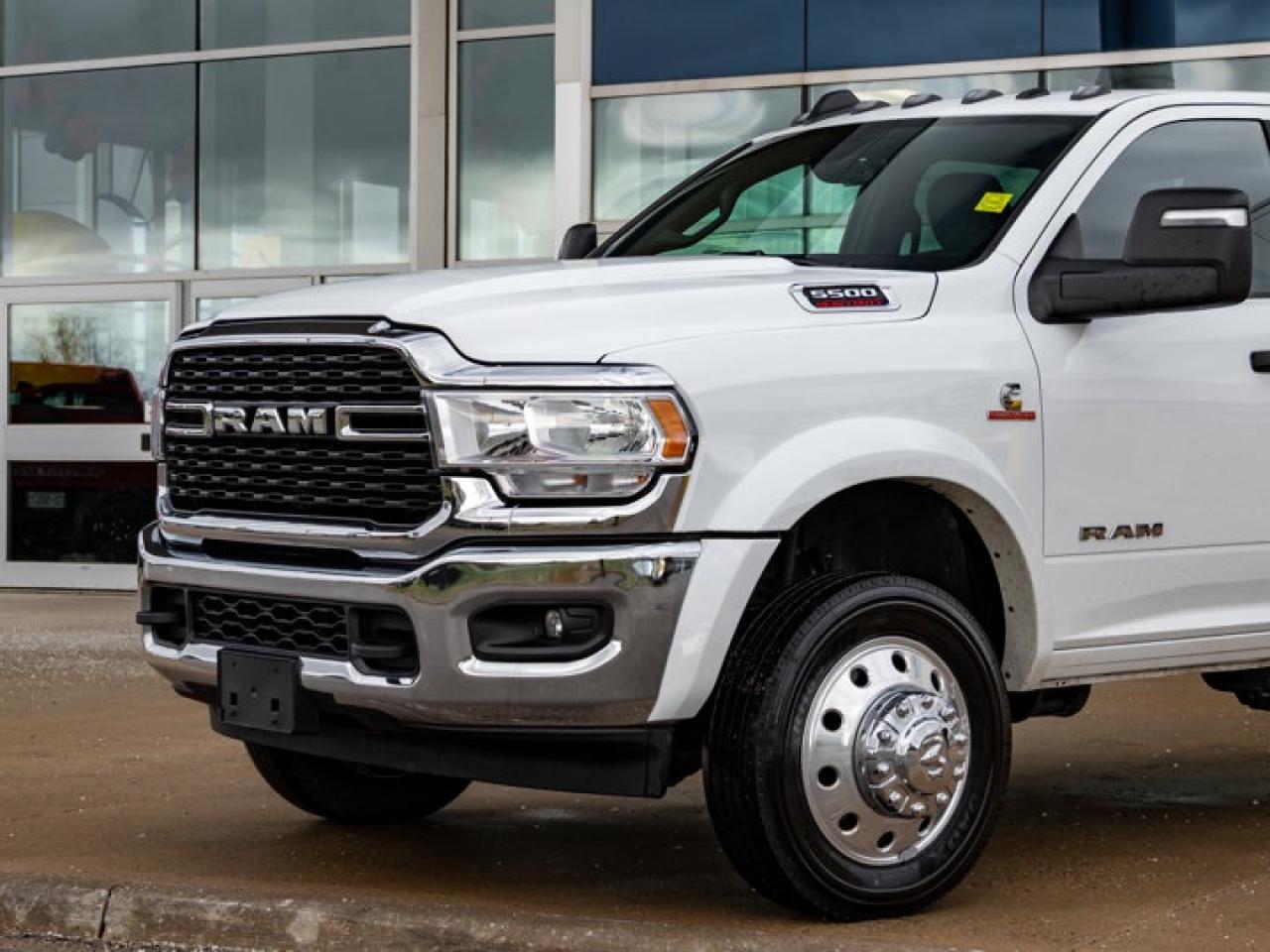 2024 RAM 5500 Chassis SLT Photo