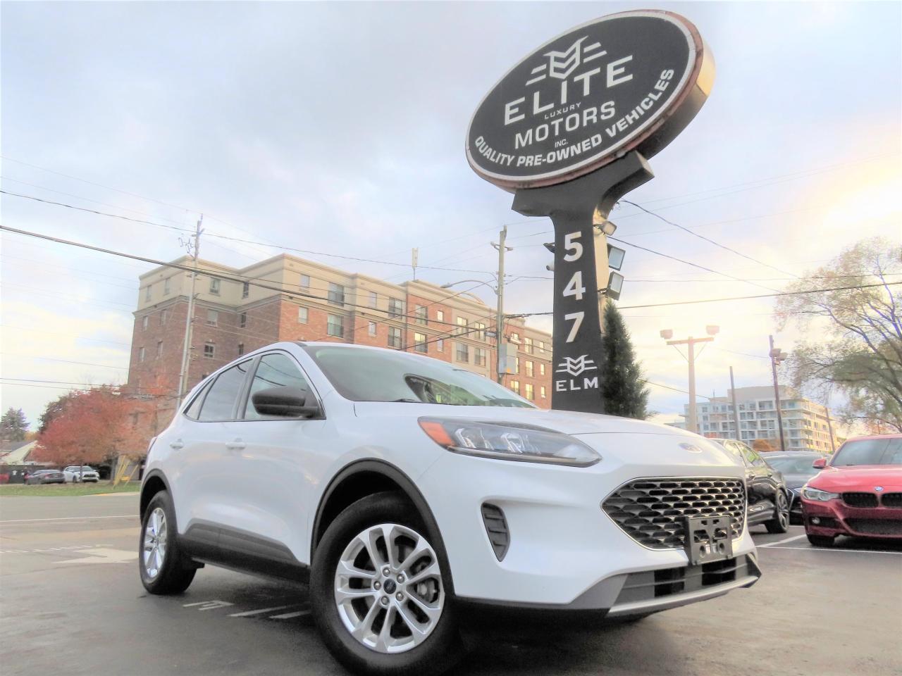 Used 2022 Ford Escape SE AWD - Blind Spot Monitor - Reverse Camera !!! for sale in Burlington, ON