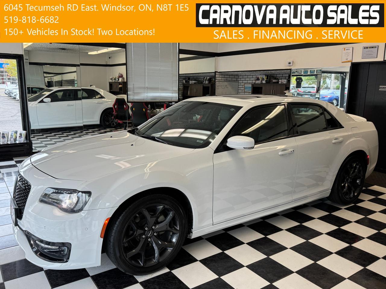 Used 2023 Chrysler 300 300S RWD+Adaptive Cruise+Roof+LIKE NEW for sale in Windsor, ON