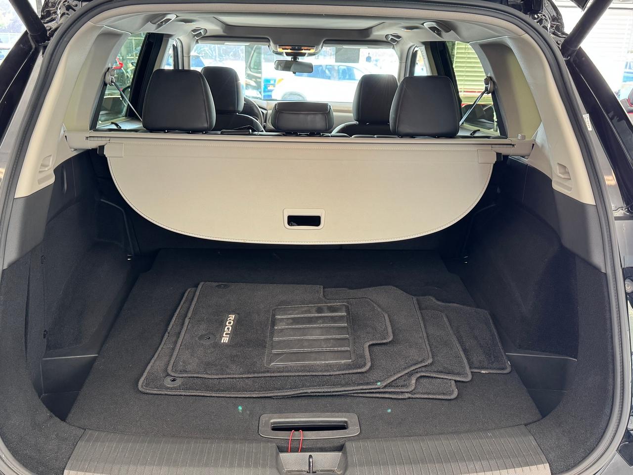 2023 Nissan Rogue SV Premium AWD Midnight Edition+CLEAN CARFAX Photo