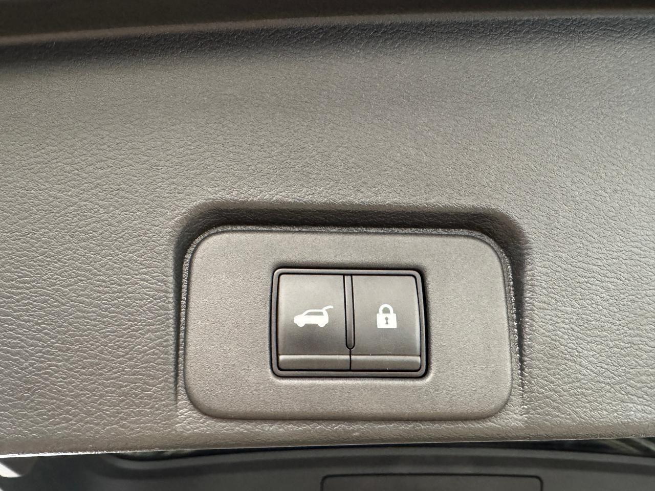 2023 Nissan Rogue SV Premium AWD Midnight Edition+CLEAN CARFAX Photo3