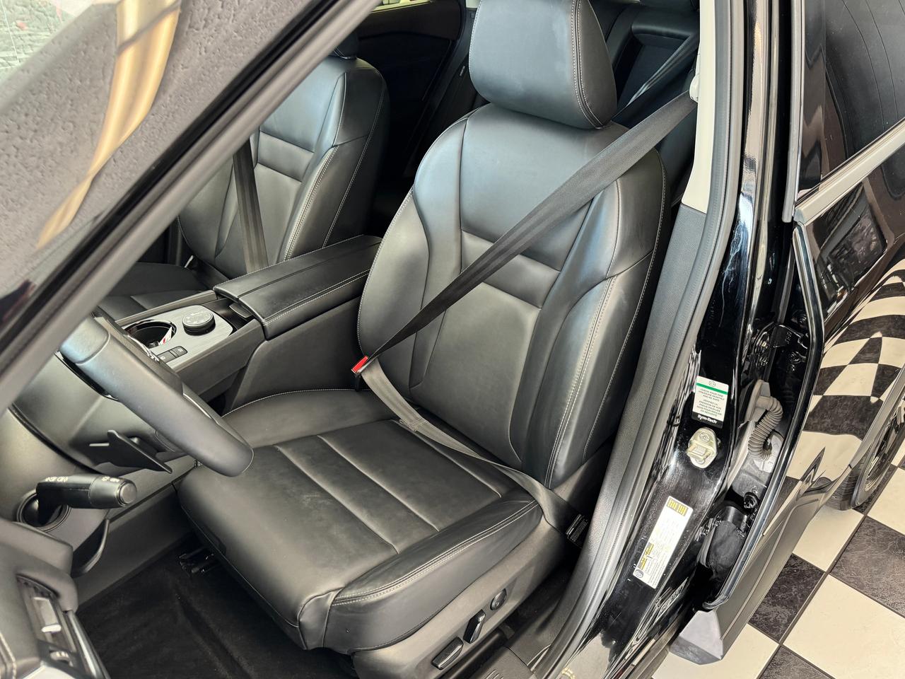 2023 Nissan Rogue SV Premium AWD Midnight Edition+CLEAN CARFAX Photo