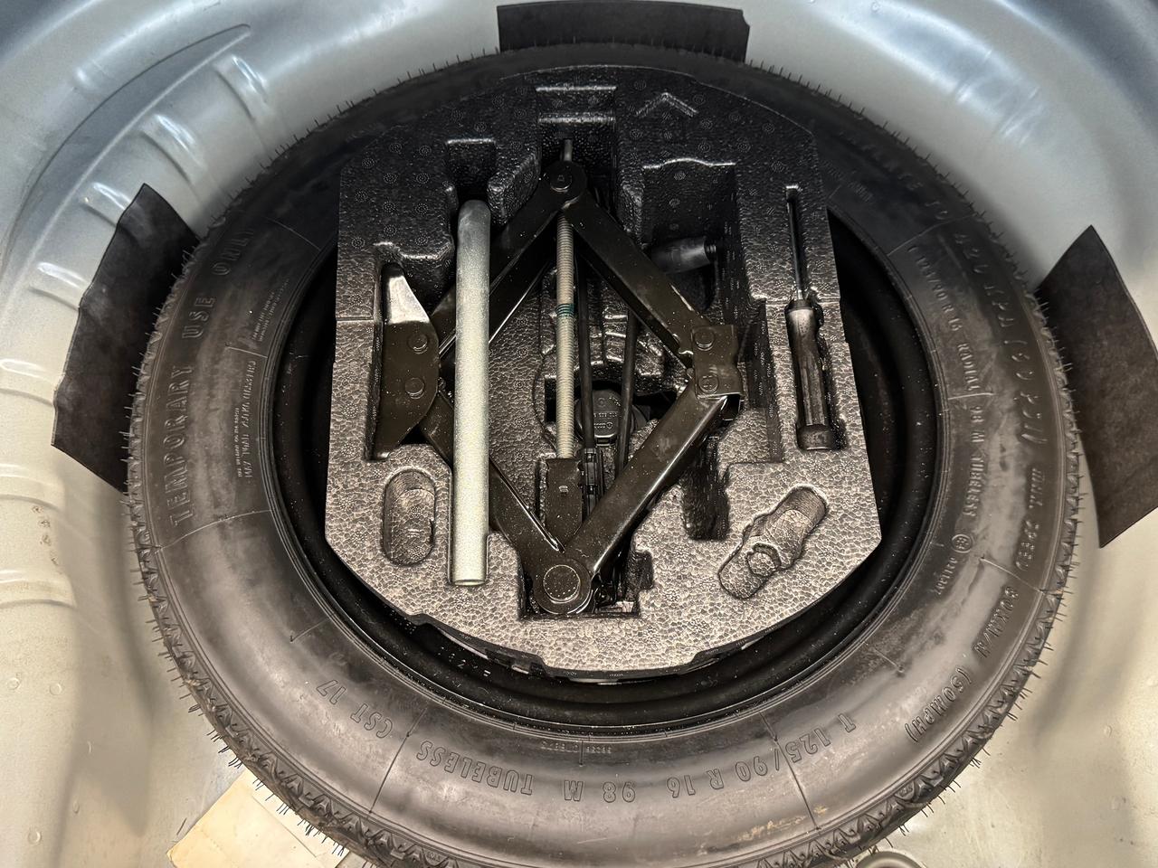 2019 Volkswagen Jetta Comfortline+New Tires+Brakes+ApplePlay+A/C Photo