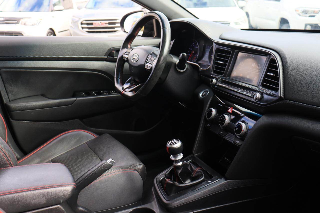 2020 Hyundai Elantra Sport | 6 Speed | Leather | Roof | CarPlay & More! Photo73