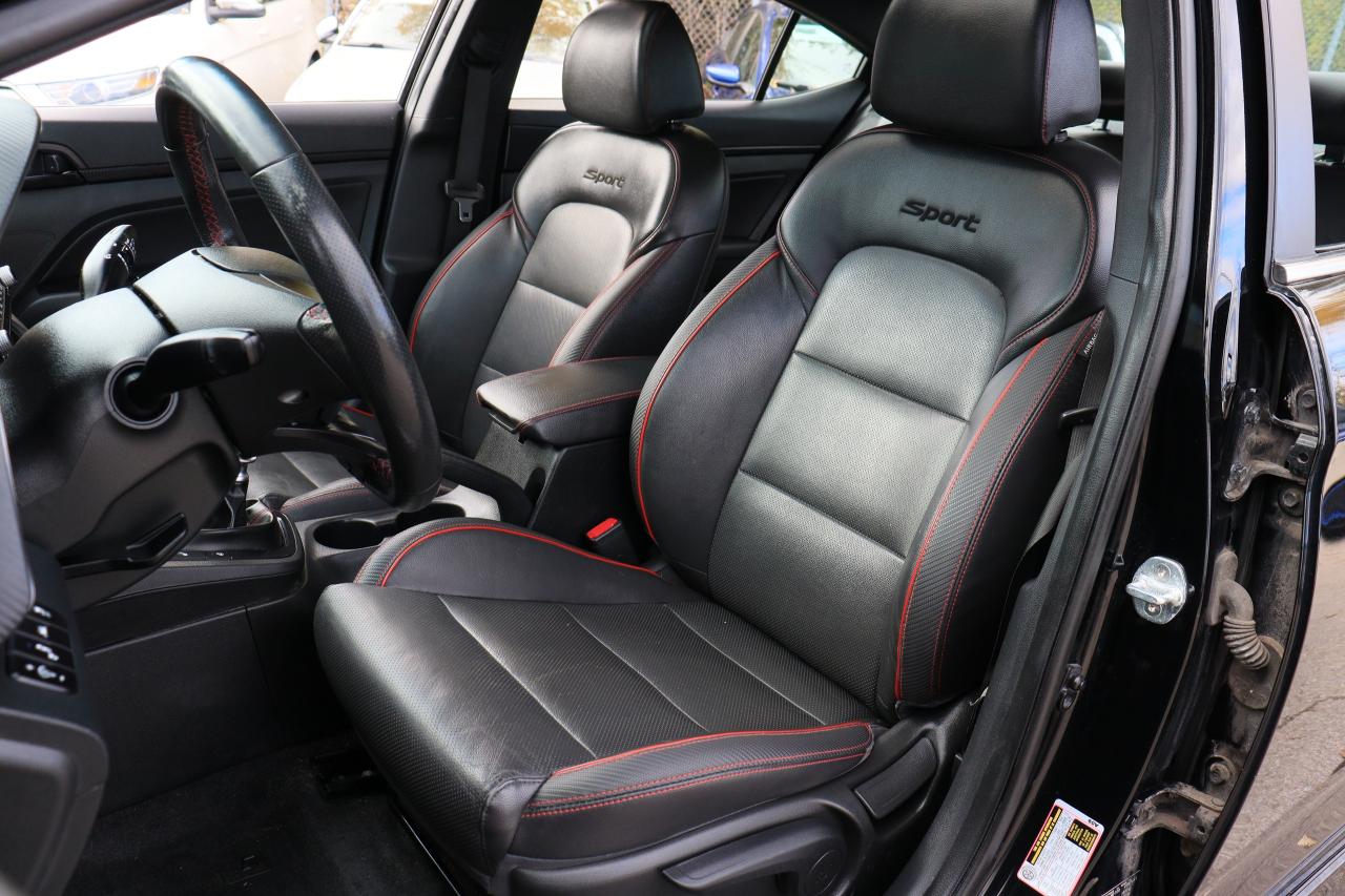 2020 Hyundai Elantra Sport | 6 Speed | Leather | Roof | CarPlay & More! Photo29