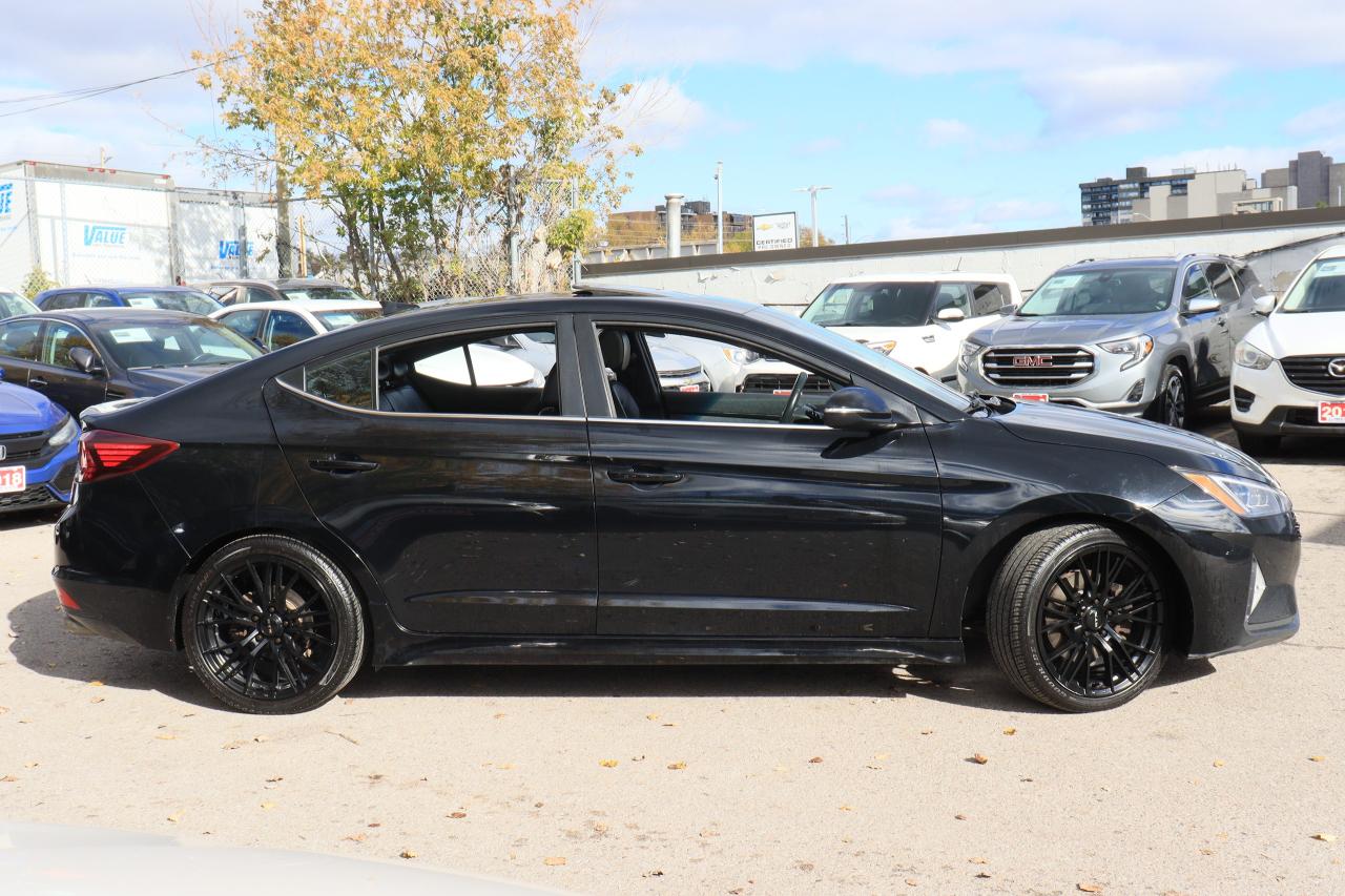 2020 Hyundai Elantra Sport | 6 Speed | Leather | Roof | CarPlay & More! Photo10