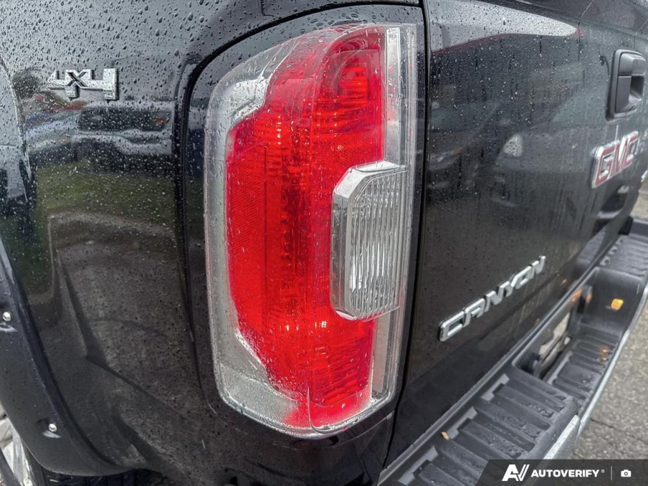 2015 GMC Canyon SLT / NO ACCIDENTS / LEATHER / NAV / 4WD - Photo #7