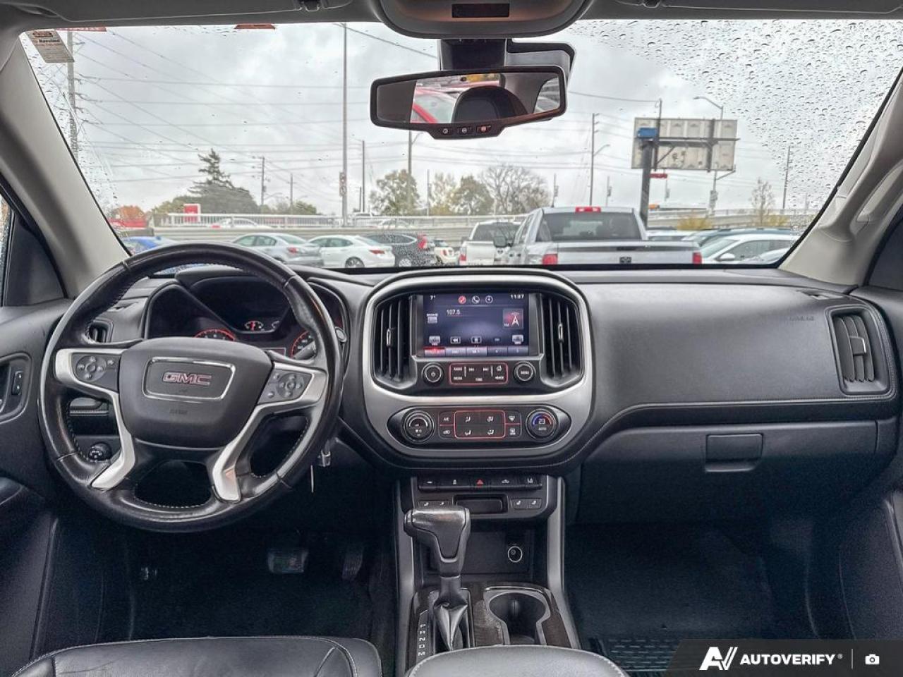 2015 GMC Canyon SLT / NO ACCIDENTS / LEATHER / NAV / 4WD - Photo #11