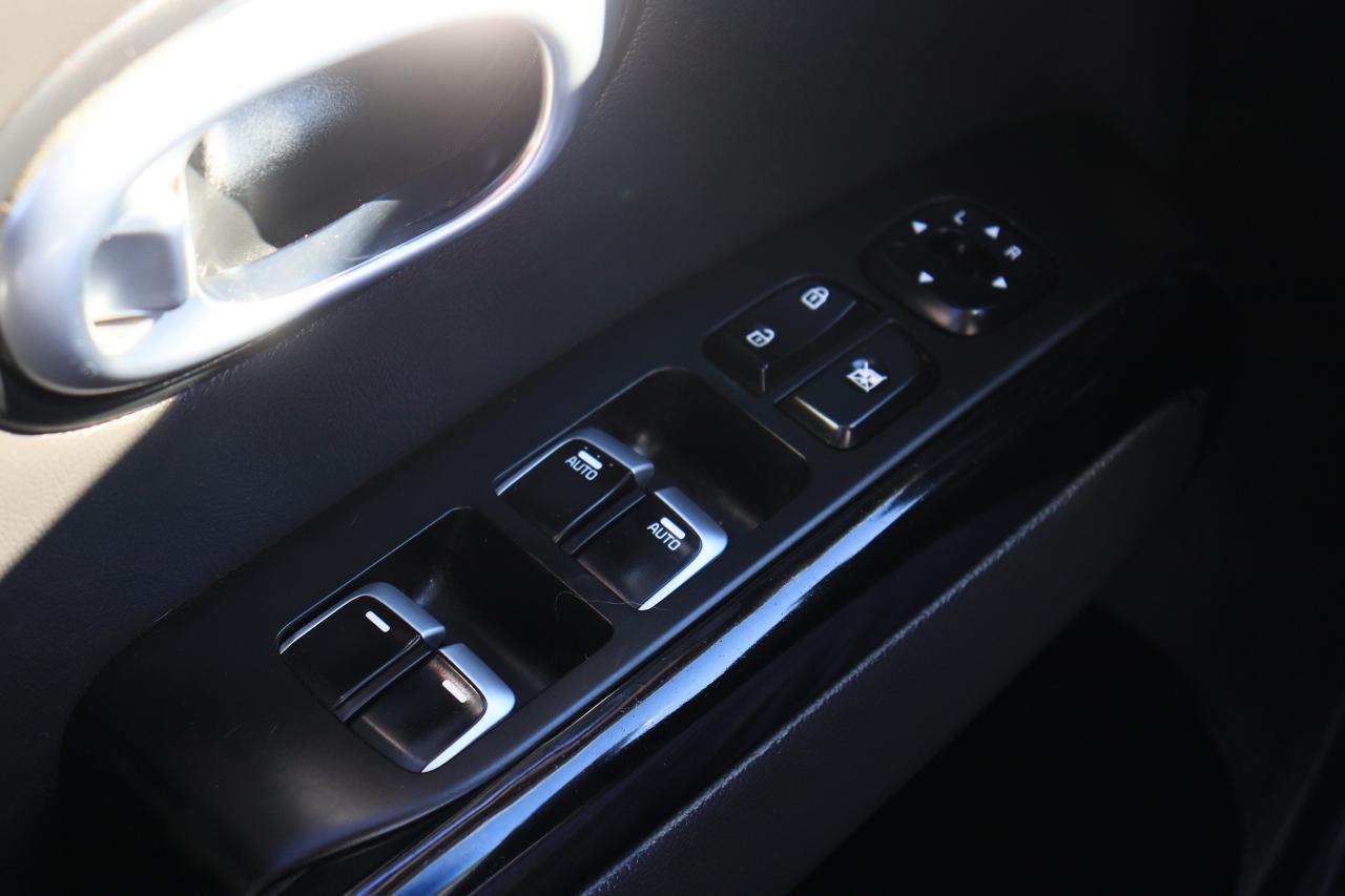 2019 Kia Soul SX Turbo | Leather | CarPlay | Alloys | Tinted ++ Photo