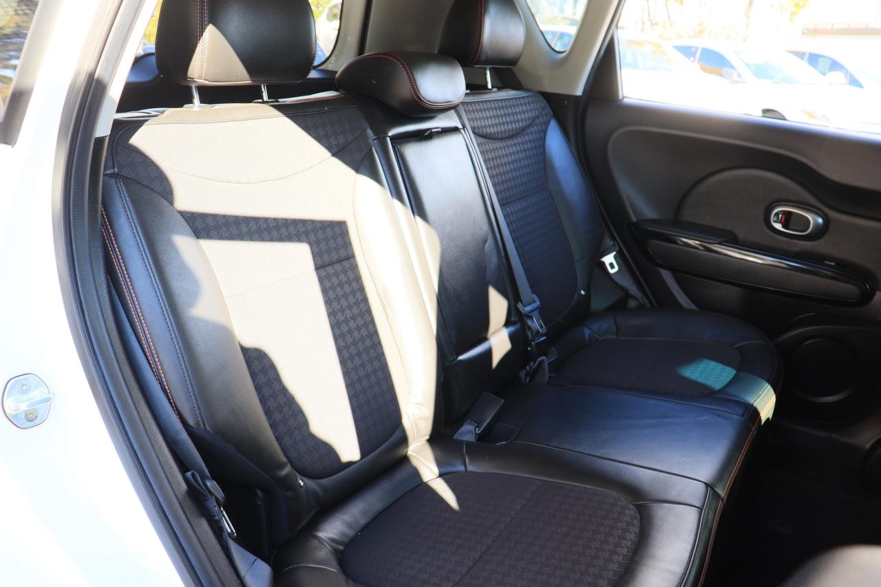 2019 Kia Soul SX Turbo | Leather | CarPlay | Alloys | Tinted ++ Photo