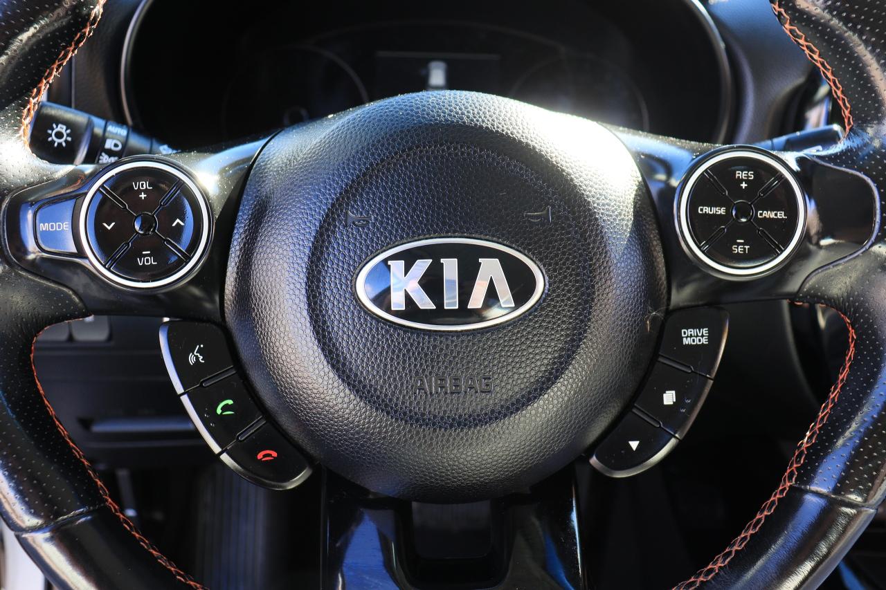 2019 Kia Soul SX Turbo | Leather | CarPlay | Alloys | Tinted ++ Photo