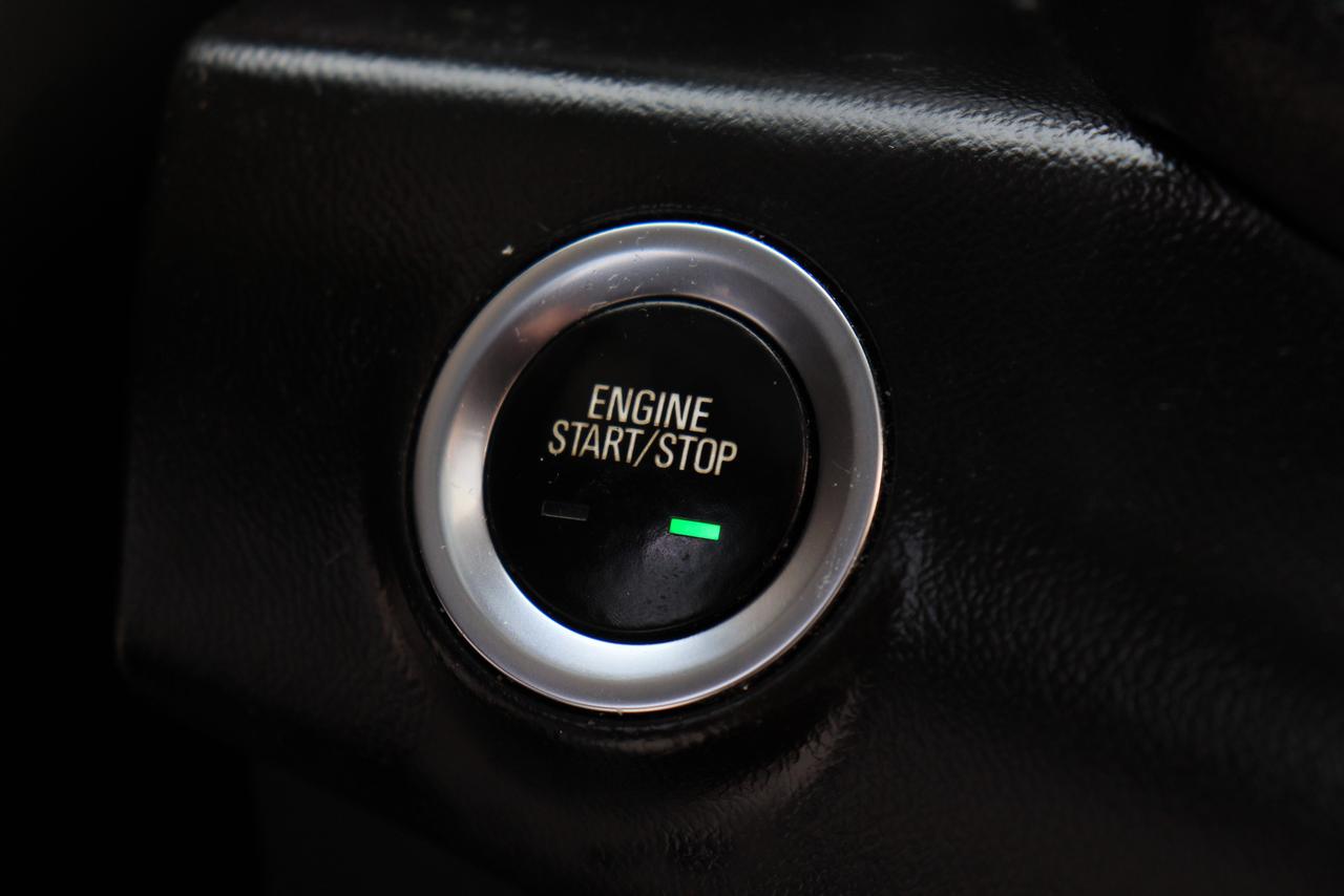 2020 GMC Terrain Denali | AWD | 2.0 L | Leather | Roof | Nav | Cam Photo