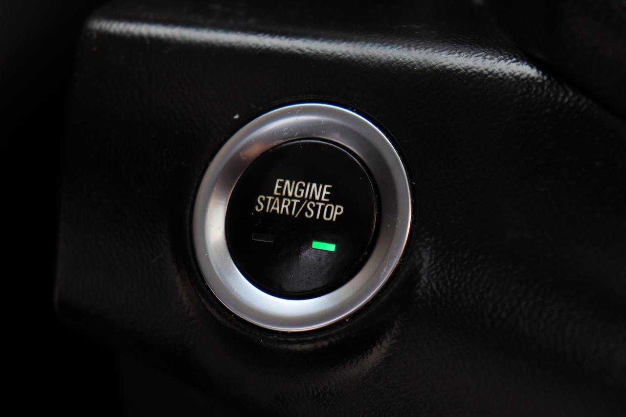 2020 GMC Terrain Denali | AWD | 2.0 L | Leather | Roof | Nav | Cam Photo