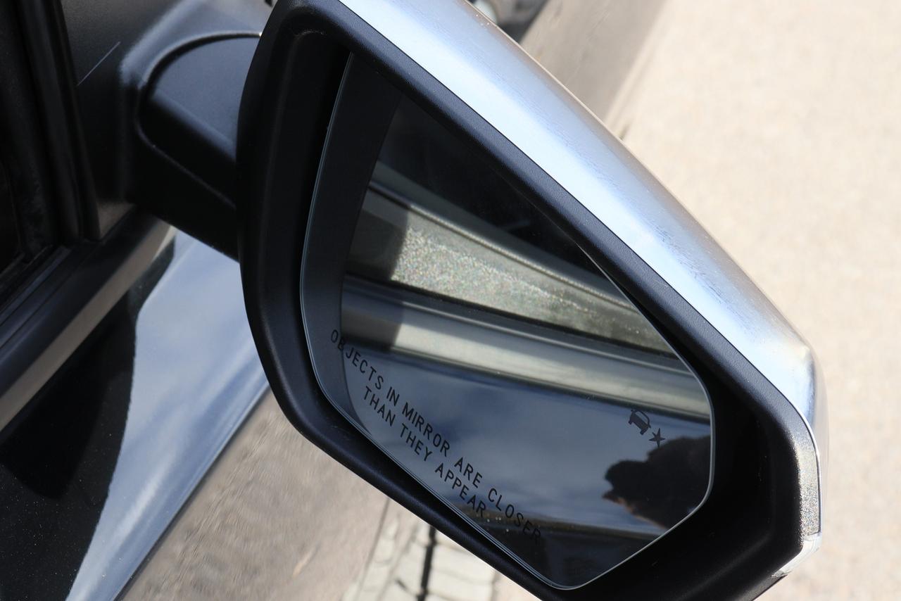 2020 GMC Terrain Denali | AWD | 2.0 L | Leather | Roof | Nav | Cam Photo