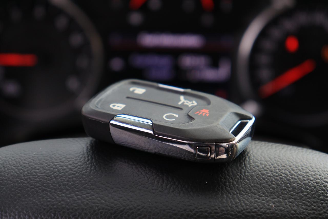 2020 GMC Terrain Denali | AWD | 2.0 L | Leather | Roof | Nav | Cam Photo