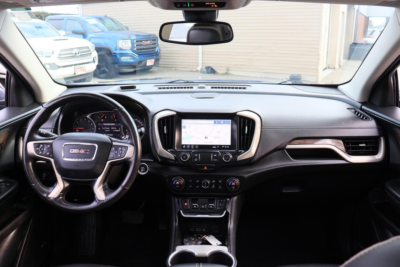 2020 GMC Terrain Denali | AWD | 2.0 L | Leather | Roof | Nav | Cam Photo
