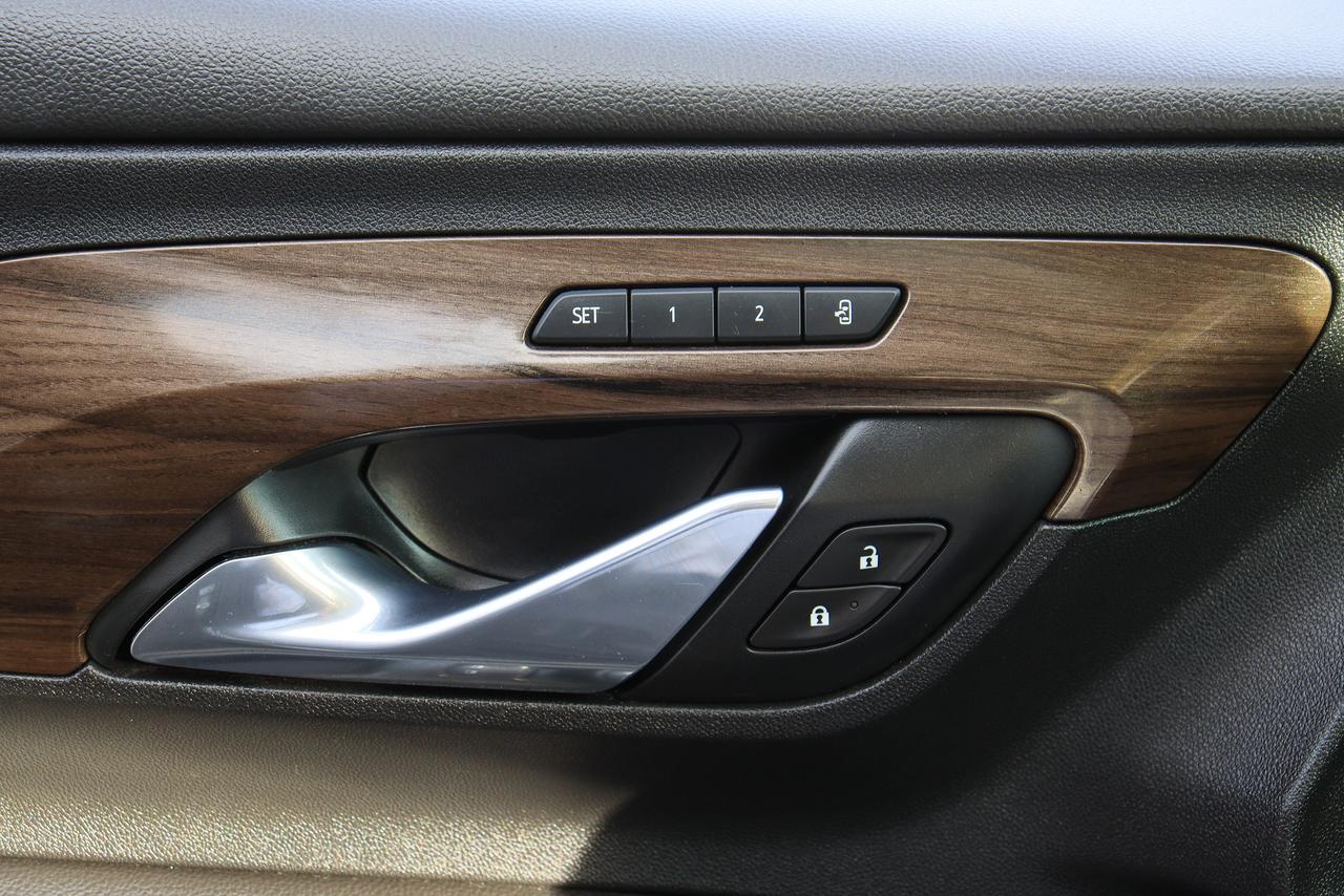 2020 GMC Terrain Denali | AWD | 2.0 L | Leather | Roof | Nav | Cam Photo64