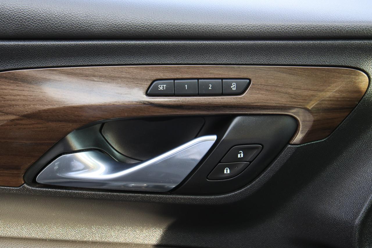 2020 GMC Terrain Denali | AWD | 2.0 L | Leather | Roof | Nav | Cam Photo